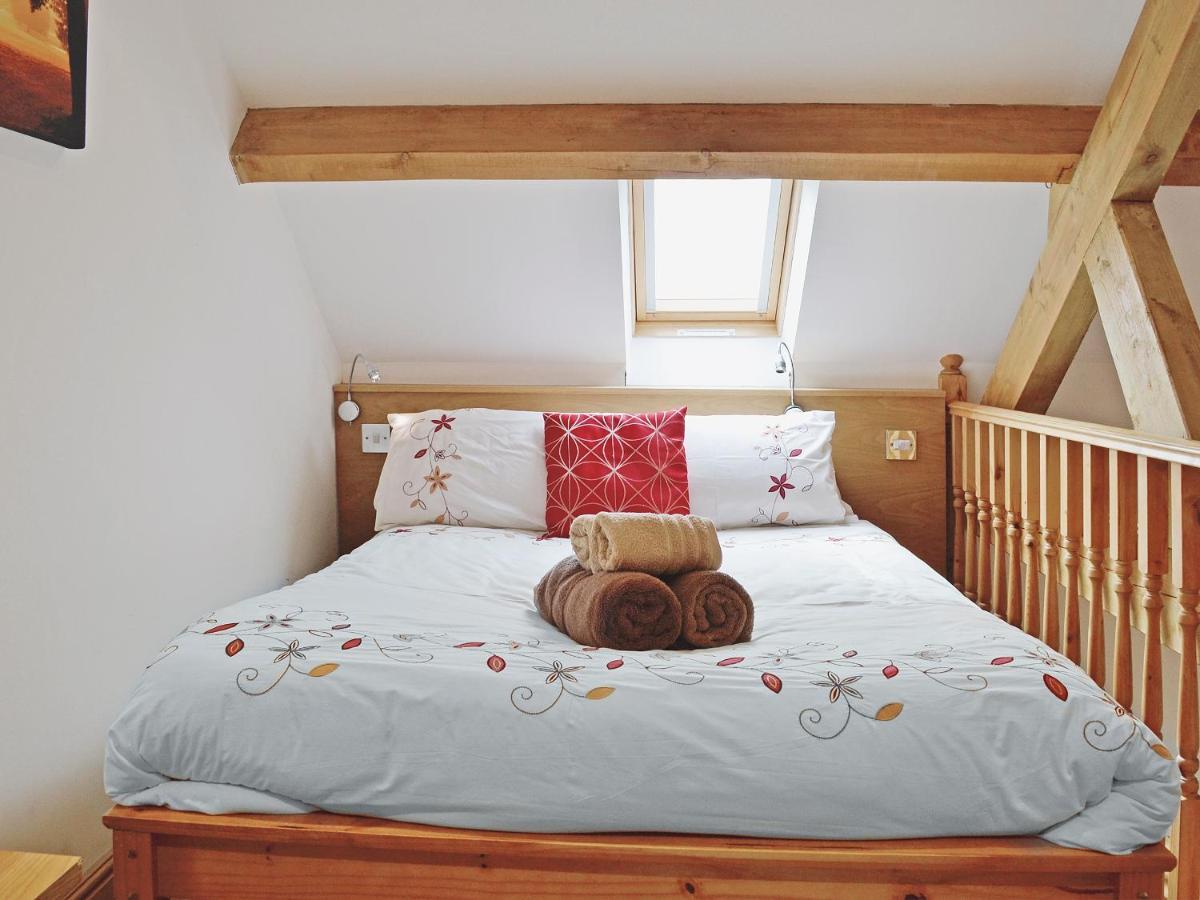 Owl Cottage Coedana 外观 照片
