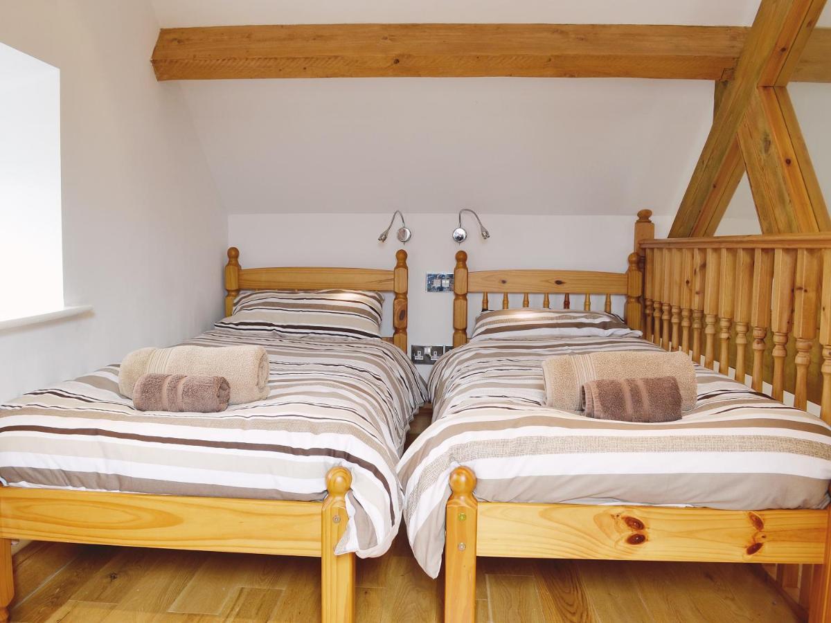 Owl Cottage Coedana 外观 照片